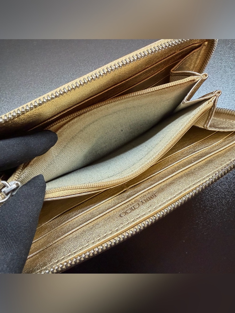Jimmy Choo Filipa Star Zippy Wallet - Picture 7 of 8